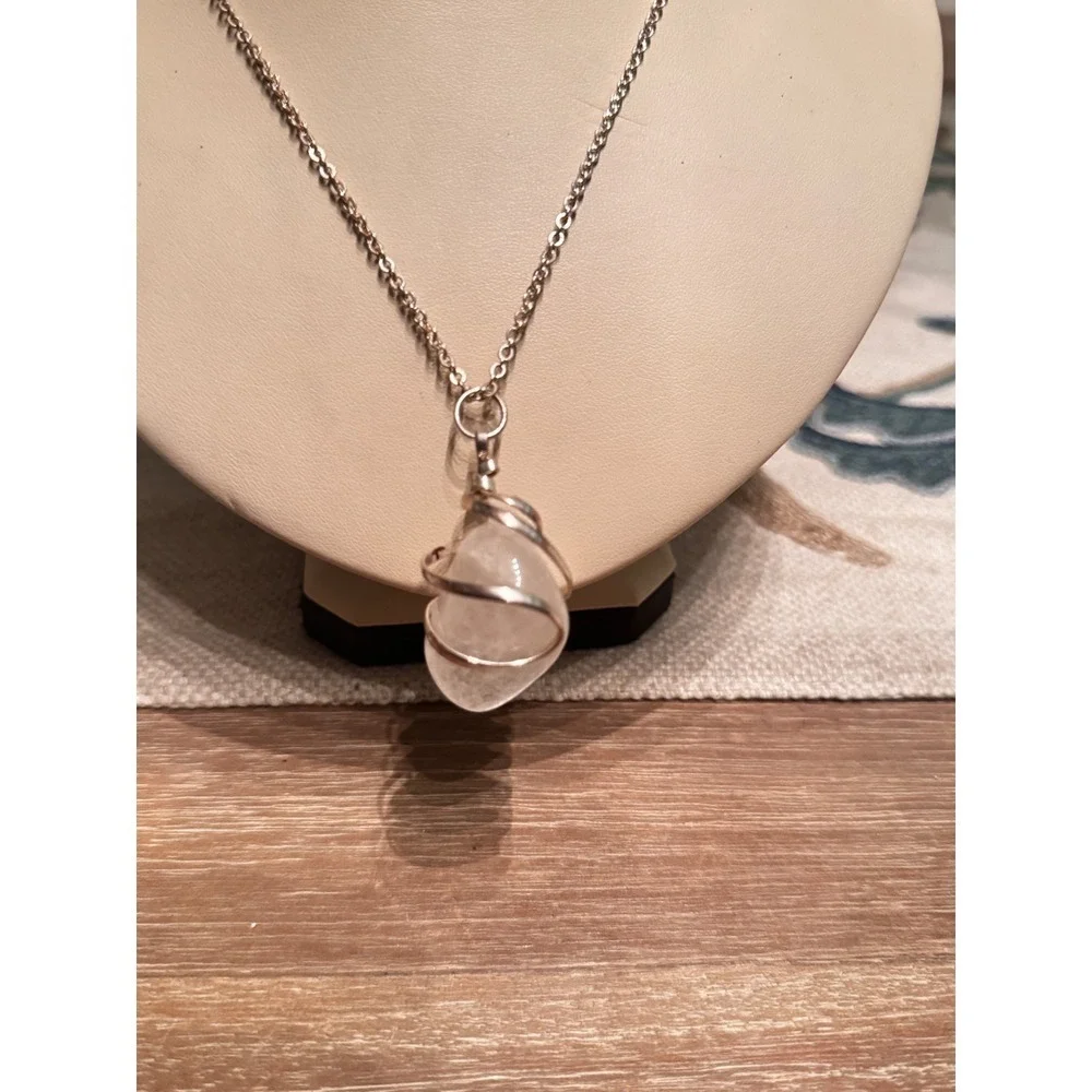 Crystal Quartz Necklace Silver Wire Wrapped Pendant‎ Healing Stone Jewelry